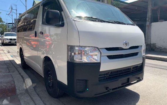 2017 Toyota Hiace commuter 3.0 FOR SALE