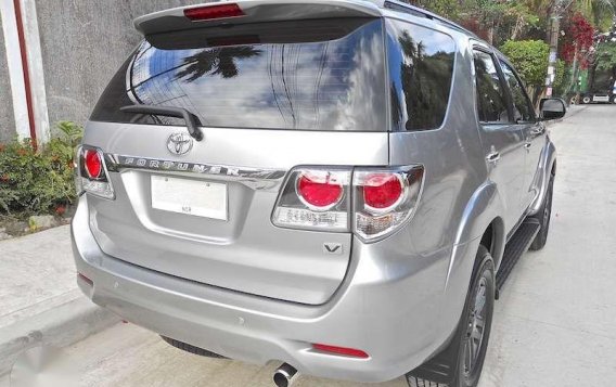 2015 Toyota Fortuner V Diesel AT Casa Maintained -1