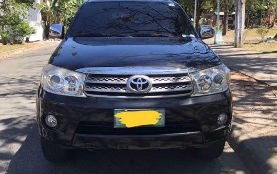 Toyota Fortuner 2009 G Gas Automatic FOR SALE-4