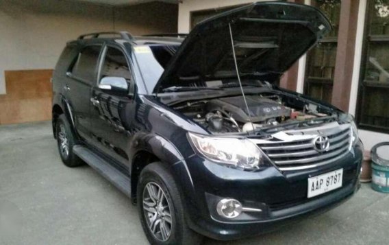 TOYOTA Fortuner G AT 2015 model smells new good as new-7