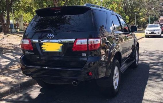 Toyota Fortuner 2009 G Gas Automatic FOR SALE-2
