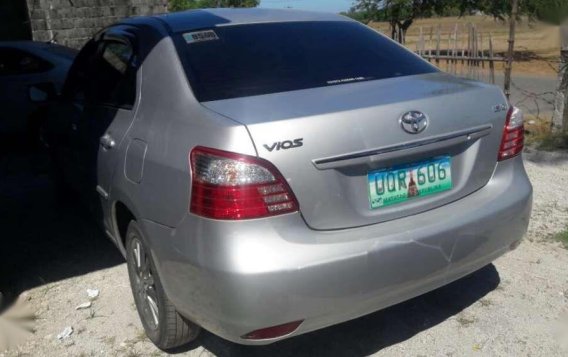 Toyota Vios 1.3g automatic good running condition-3