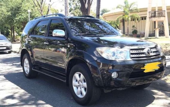Toyota Fortuner 2009 G Gas Automatic FOR SALE-8
