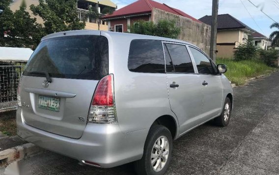 Toyota Innova E 2011 for sale