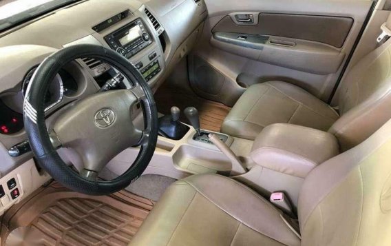 Toyota Fortuner V 2006 for sale -5