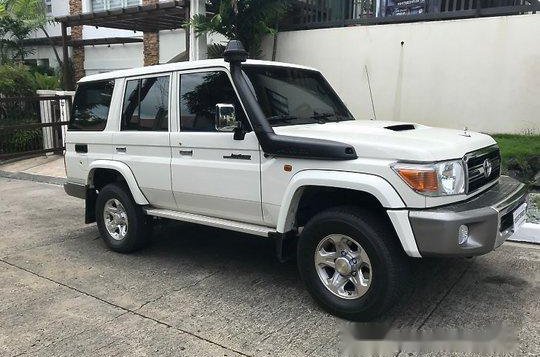 Toyota Land Cruiser 2018 LC76 LX10 MT for sale-7