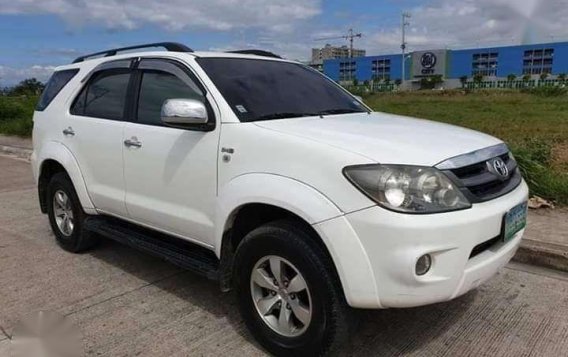 Toyota Fortuner G 2006 for sale-3