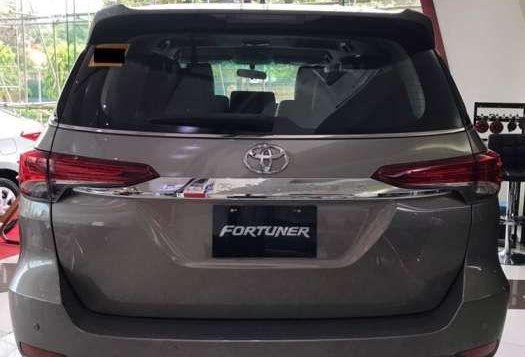 2019 Toyota Fortuner 2.8 4x2 V Dsl AT all in promo or low downpayment