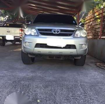 SELLING 2007 TOYOTA Fortuner diesel automatic-2