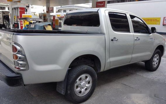 Toyota Hilux 2011 for sale-6