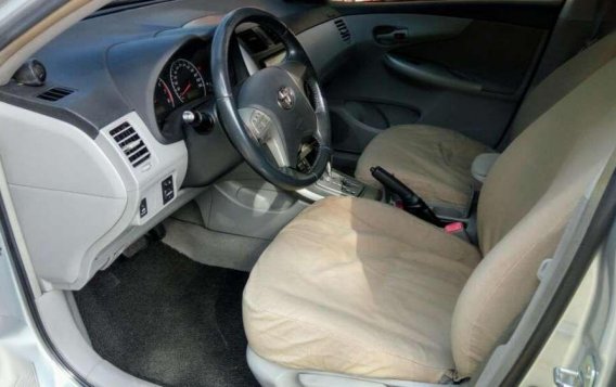 2009 Toyota Corolla Altis 1.6 G Automatic-2