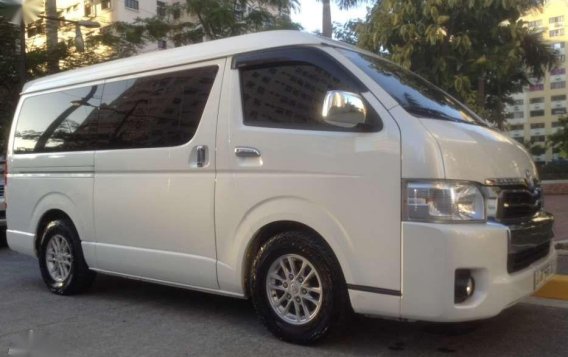 FOR SALE!!! 2017 Toyota Hiace Super Grandia Leather 3.0 Diesel AT-9