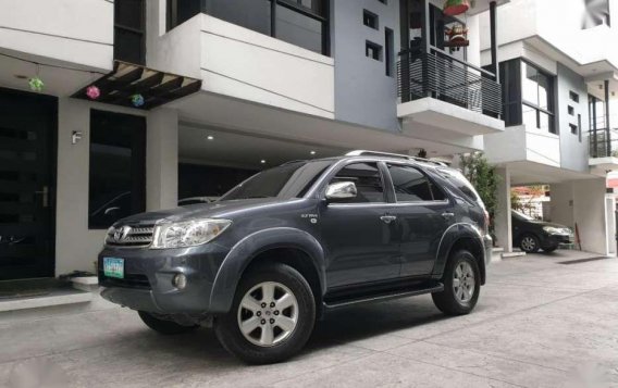 2011 Toyota Fortuner G for sale-10