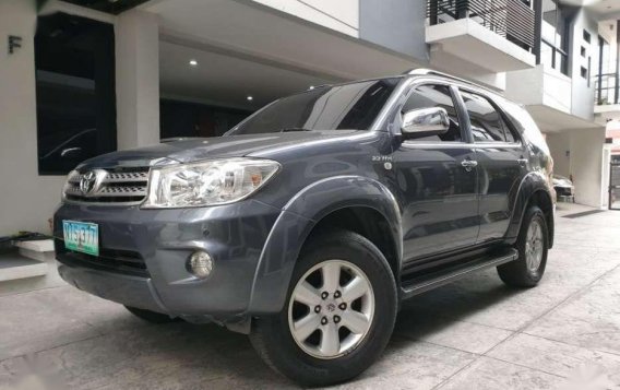 2011 Toyota Fortuner G for sale-9