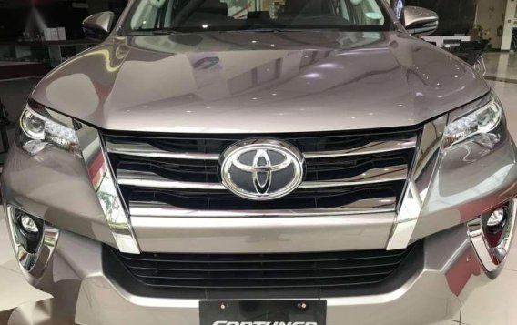 2019 Toyota Fortuner 2.8 4x2 V Dsl AT all in promo or low downpayment-7