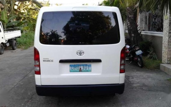 Toyota Hiace commuter 2013  FOR SALE-4