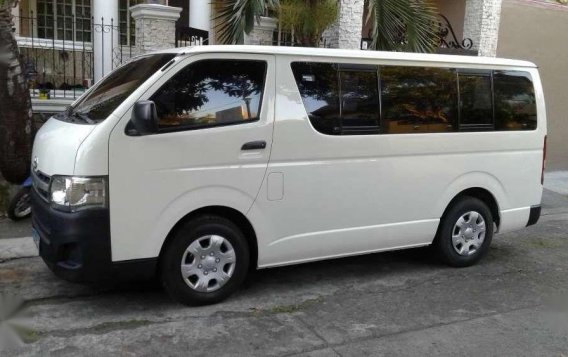 Toyota Hiace commuter 2013  FOR SALE-2