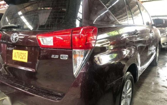 2018 Toyota Innova 2.8 E Automatic Transmission BLACKISH RED-1