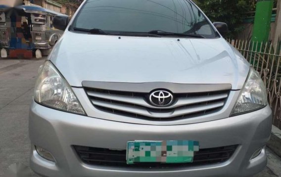 Toyota Innova 2011 for sale-2