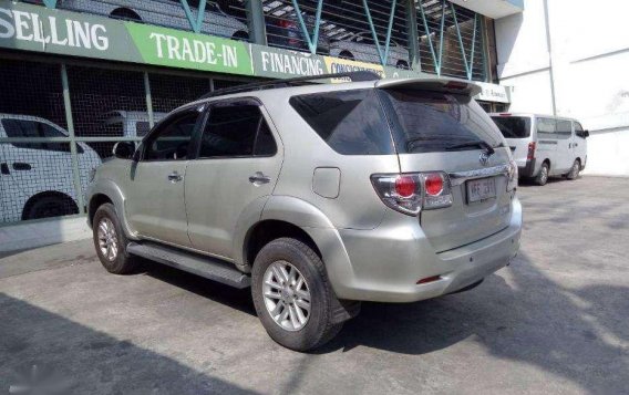 Toyota Fortuner 2012 for sale-10