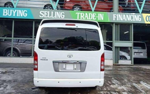 Toyota Hi-Ace Super Grandia 2011 for sale-2