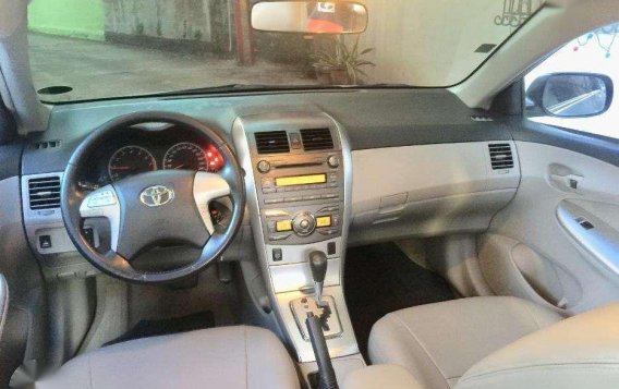 2013 Toyota Corolla ALTIS 1.6 G AT 6-speed Automatic Transmission-4