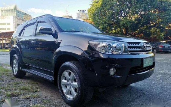 2011 Toyota Fortuner G GAS automatic 1st owned top condition -7