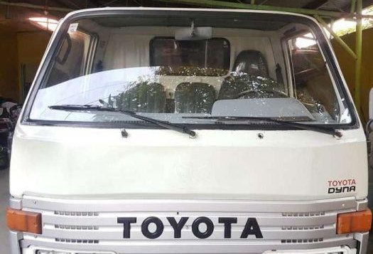 For sale Toyata HIACE fb van 10 seater double tire 1999 -3