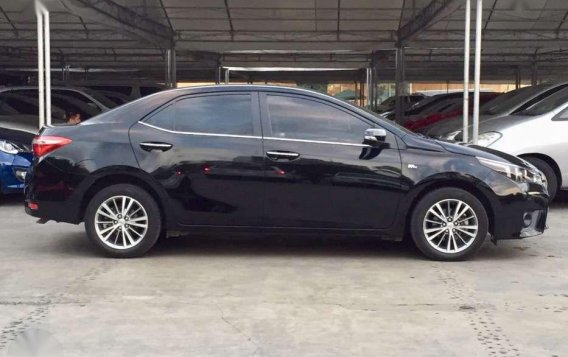 2016 Toyota Corolla Altis for sale-6