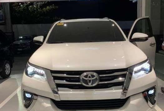 2019 Toyota Fortuner 2.4L 4x2 Dsl AT Sure Approved w GC Sure