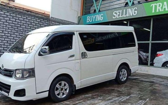 Toyota Hi-Ace Super Grandia 2011 for sale-4