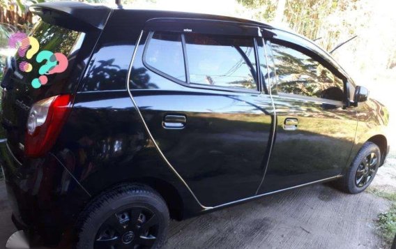 SELLING TOYOTA Wigo E 2014