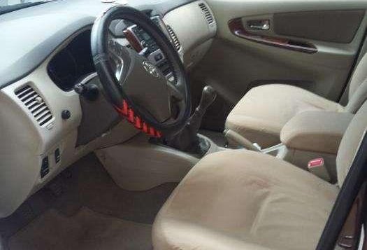 2015 Toyota Innova 2.5g Transmission: Manual-2