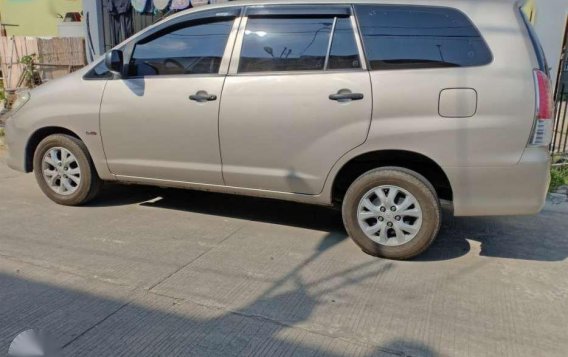 2011 Toyota Innova E for sale-2