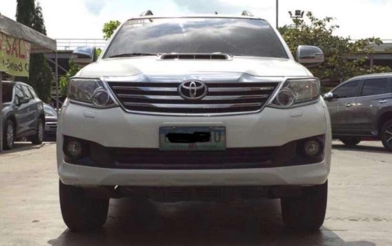 2013 Toyota Fortuner 4x2 A/T Diesel P888,000-6