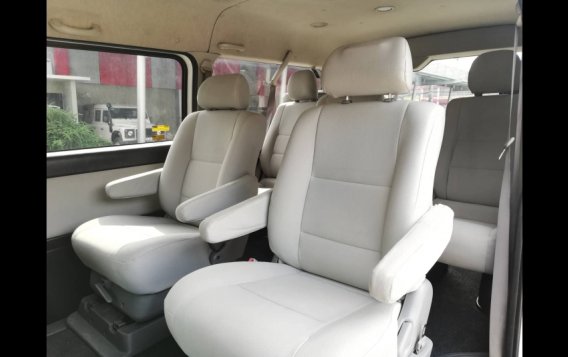 2011 Toyota Hiace Super Grandia AT for sale-7