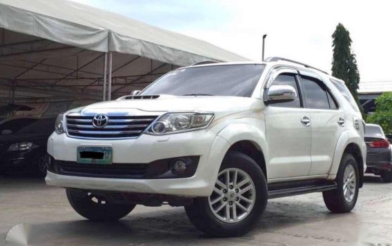 2013 Toyota Fortuner 4x2 A/T Diesel P888,000-5