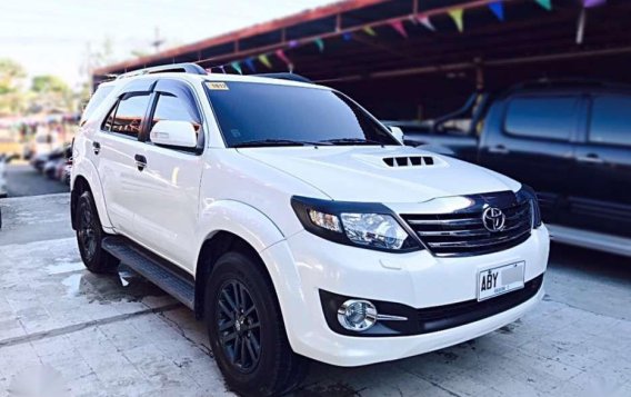 2016 Toyota Fortuner V Black Edition VNT 4x2 Automatic Transmission