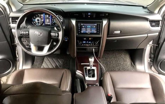 2017 TOYOTA FORTUNER V 10tkms 4X2 DSL AT -6