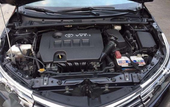 2016 Toyota Corolla Altis 1.6 V AT. 24K Odo. CASA MAINTAINED. Fresh