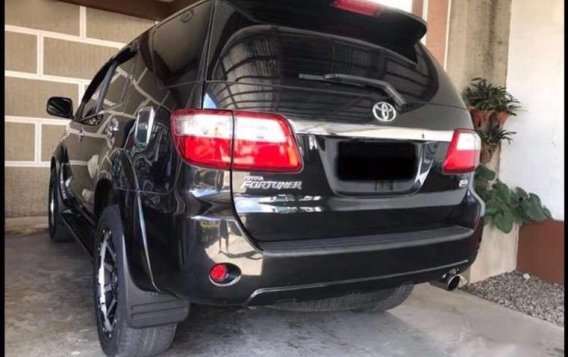 2011 Toyota Fortuner G 25 Automatic Diesel-10