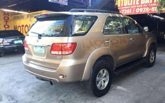 Toyota Fortuner v 4x4 matic 2007 FOR SALE-2