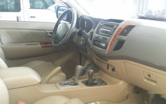Toyota Fortuner 2011 for sale-7