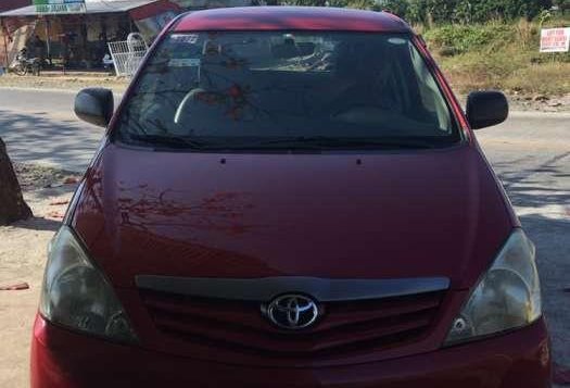 Toyota Innova 2011 manual ( lady owner and lady driven )-2