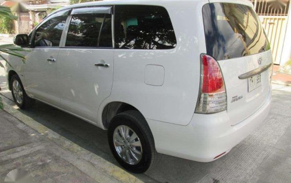 Toyota Innova J 2011 Diesel for sale 