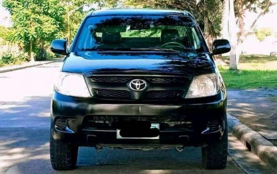 Pick upS TOYOTA, NISSAN For sale