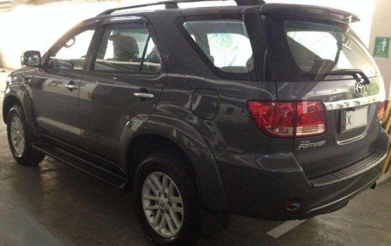 Toyota Fortuner G 2007 Matic Like New Condition 