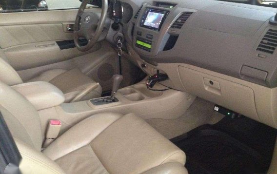 Toyota Fortuner G 2007 Matic Like New Condition -5