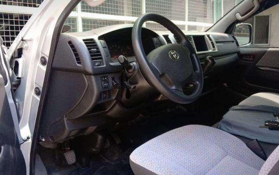 Toyota Hiace Grandia 2016 for sale -1