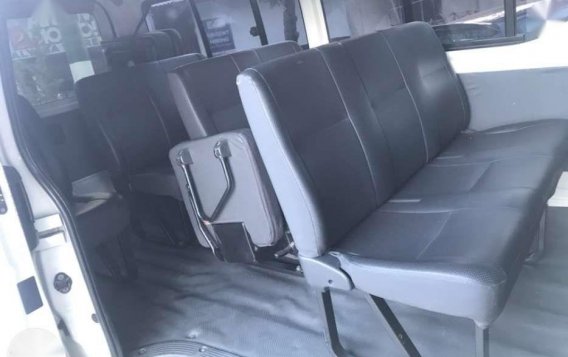 For sale or swap Toyota Hiace Commuter 2013 model-9